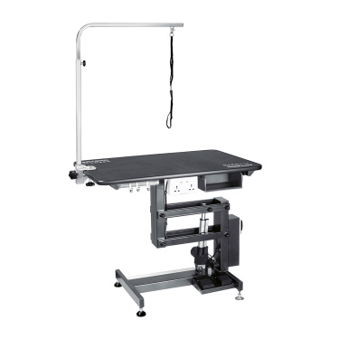 Table Électrique À Roulettes Utilisée Lors Du Grooming Slam 2021 (52 À 100 Cm De Haut)
