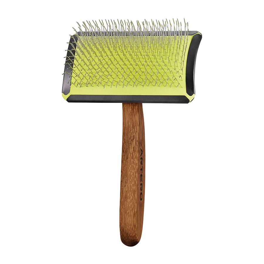 Artero Maya – Curved Slicker Brush File Pin